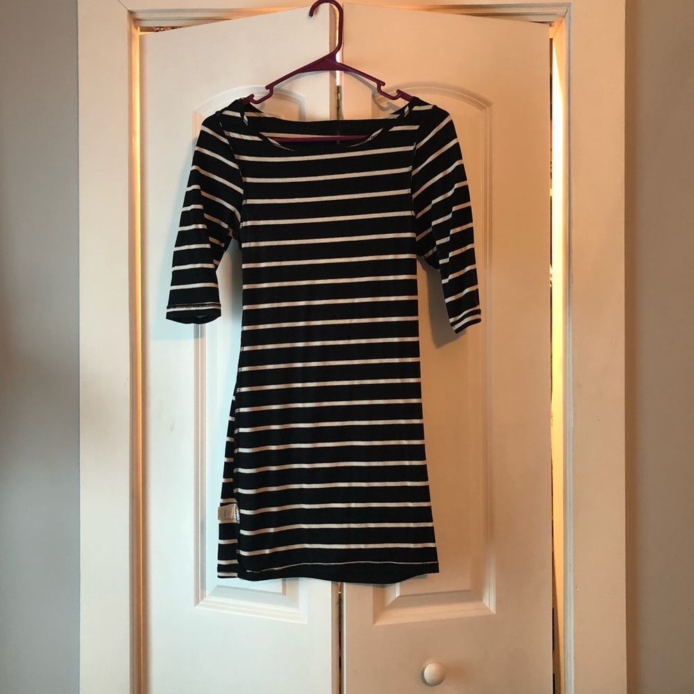 Stripped bodycon dress